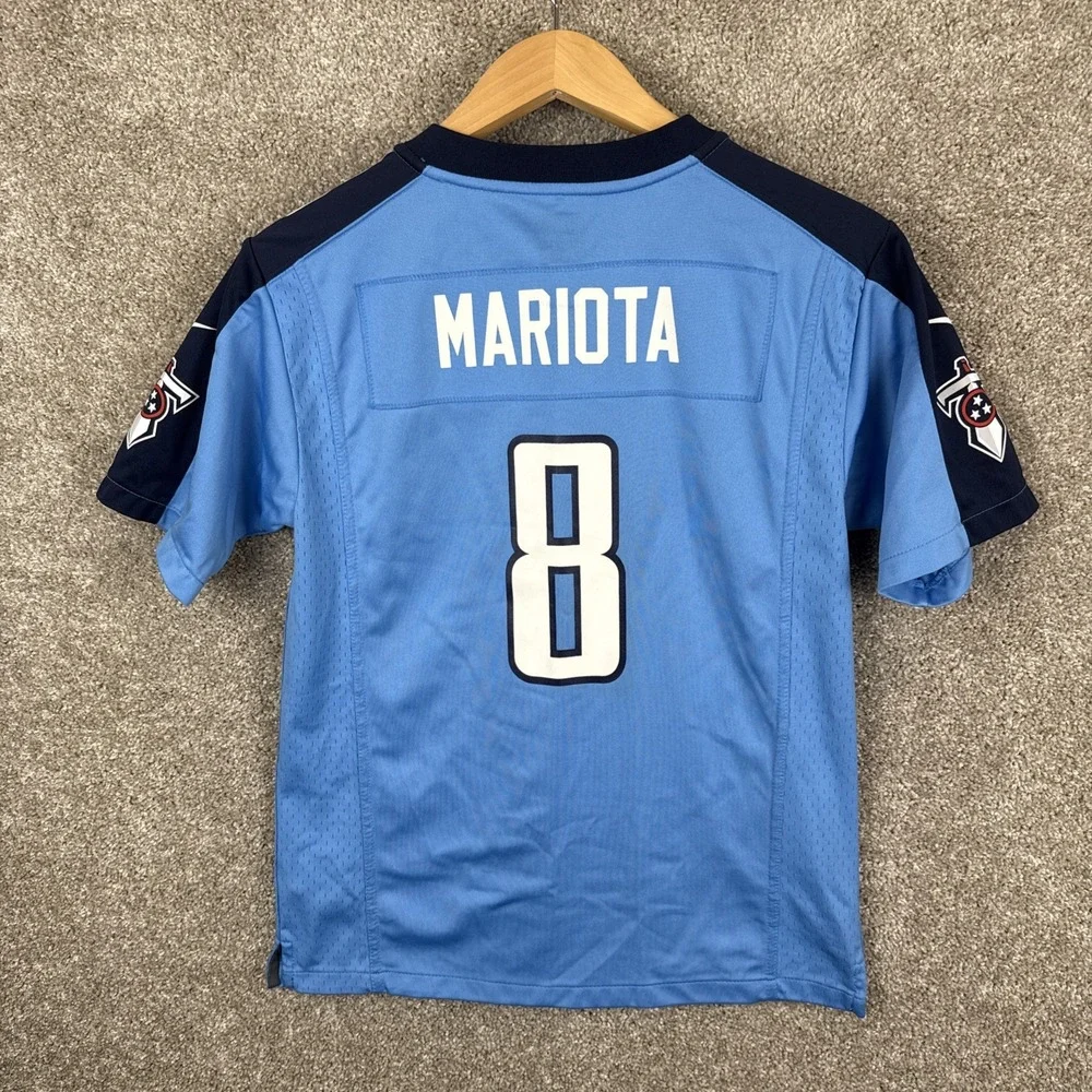 Nike On Field NFL Tennessee Titans‎ Mariota #8 Jersey Youth Size Large